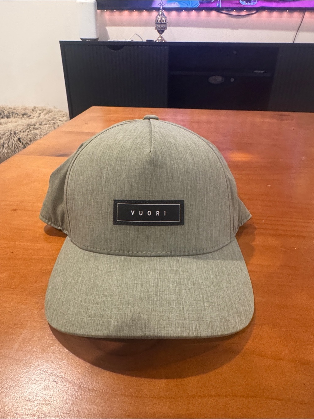 Vuori Magnitude Snapback Hat Heather Green (NWOT)